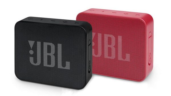 JBL_GO_ESSENTIAL_ROOD en ZWART